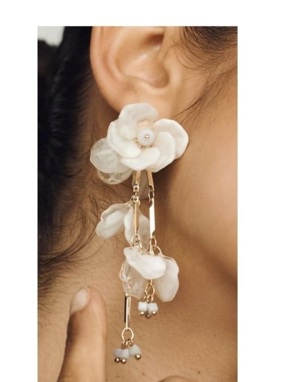 NWT Anthropologie Floral/BLOSSOM Drop Earrings - WHITE